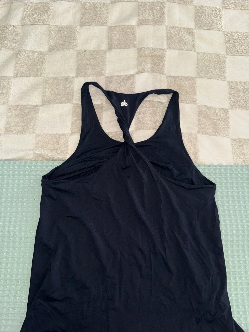 Alo Yoga Don't Get It‎ Twisted tank top